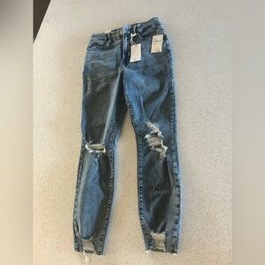 Good American Women's Blue Distressed high waisted skinny Jean size 2/26 NWT